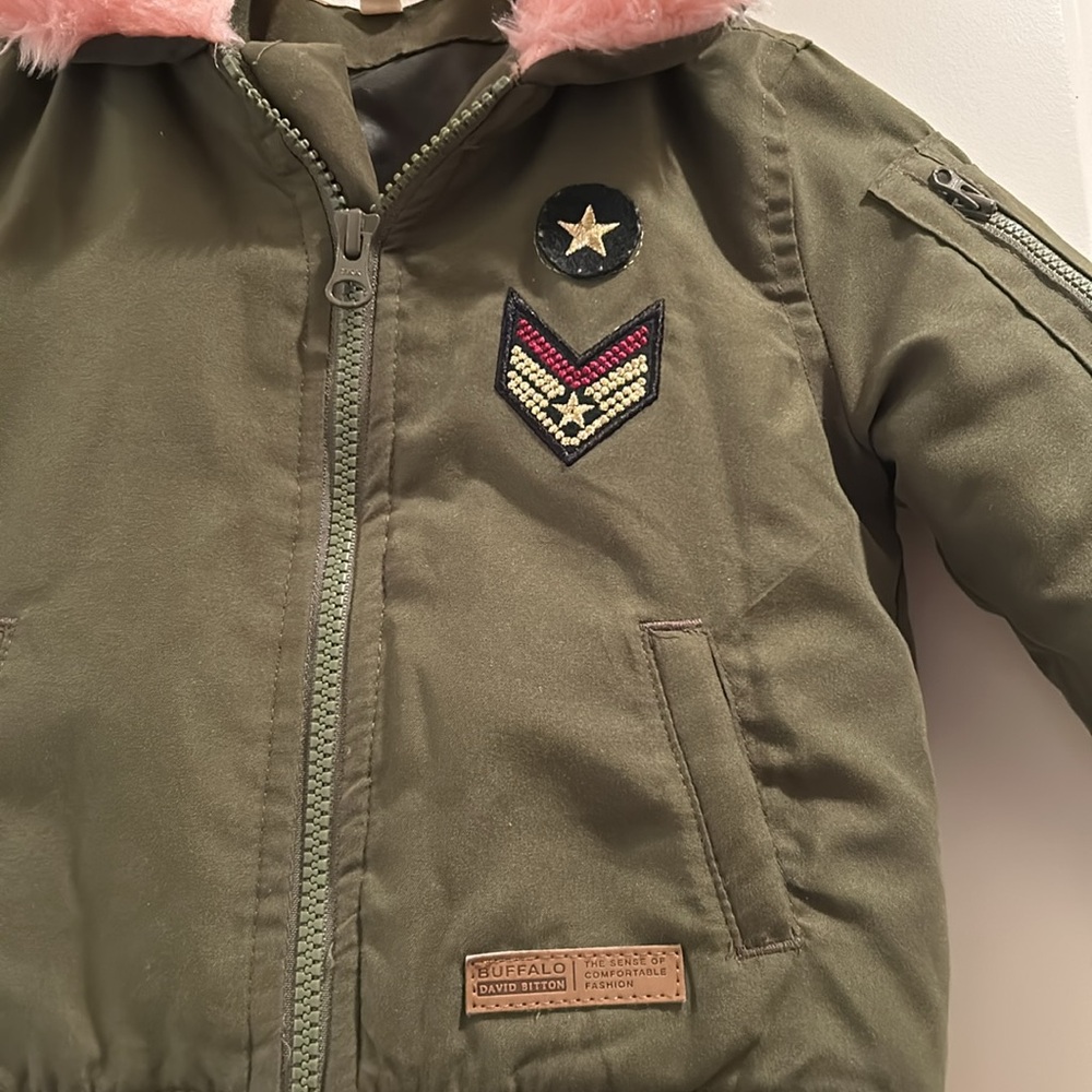Like New!Buffalo David Bitton Girl ZipUp Aviator pilot Jacket faux fur collar 2T